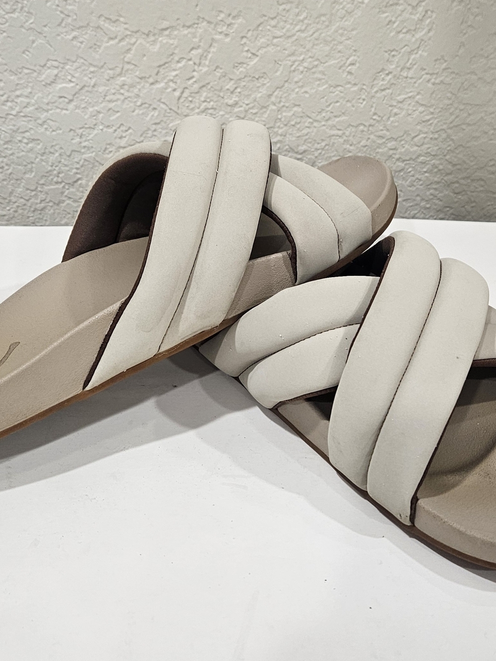 OluKai Women's Hila Slide Comfort Sandals Water Friendly Design US Size 9